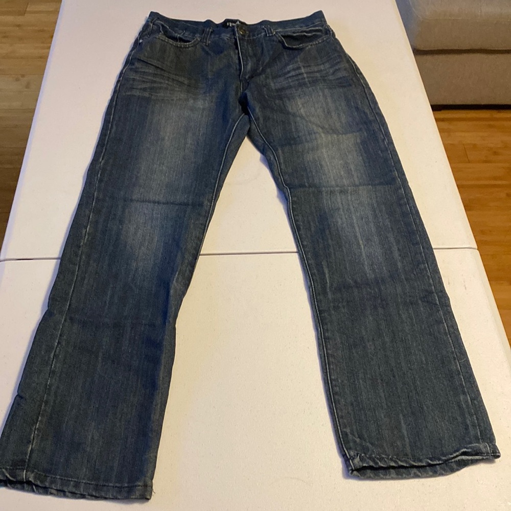Nostic jeans